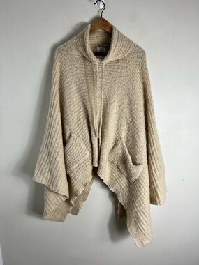 Melrose And Market NWT Cozy Cream Knit Poncho Sweater One Size Fuzzy Soft